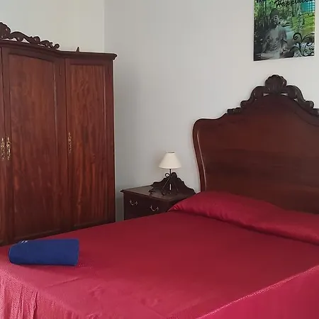 El Pirata Ostello *